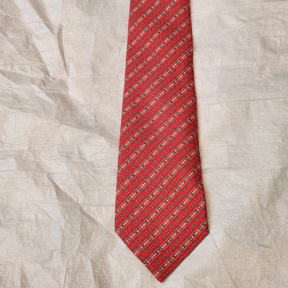 Vintage HERMÈS Paris Silk Tie Red Gold Equestrian Bit Buckle Pattern 5644 EA